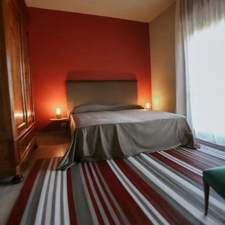 Ca'du Lin - Jacuzzi E Piscina 4* Cisterna dʼAsti