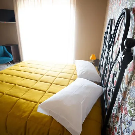 Bed & Breakfast Ca'du Lin - Jacuzzi E Piscina Cisterna dʼAsti