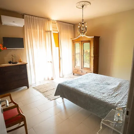 Ca'du Lin - Jacuzzi E Piscina 4* Cisterna d'Asti