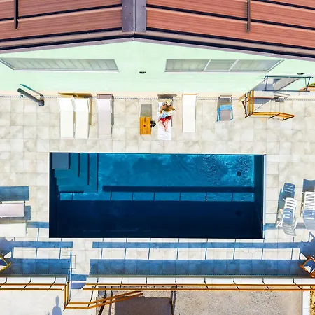 Ca'du Lin - Jacuzzi E Piscina Bed & Breakfast *